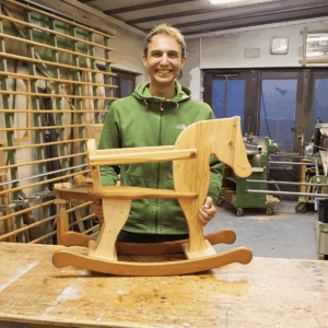 Schreiner-Workshop Moritz Holzschaukelpferd Schreiner-Workshop Erfahrungen