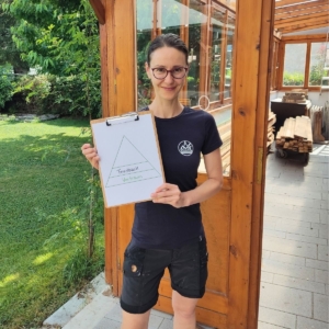 melanie-wabro-holztür-schreinerei-klemmbrett-feedback